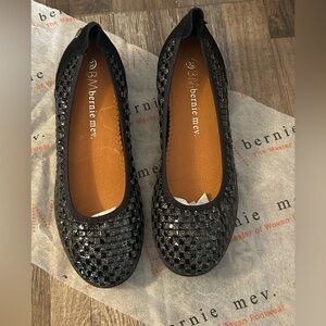 Bernie Mev Black Glitter Patent Woven Flats